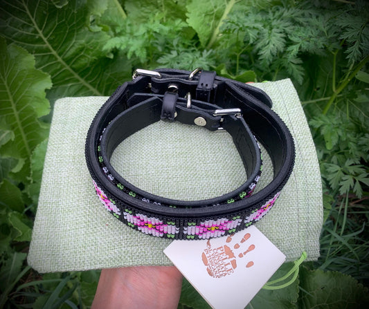 Beaded leather dog collar Unique dog collar Flower pattern dog collar Gift dog collar Dog collar for girl Pink dog collar